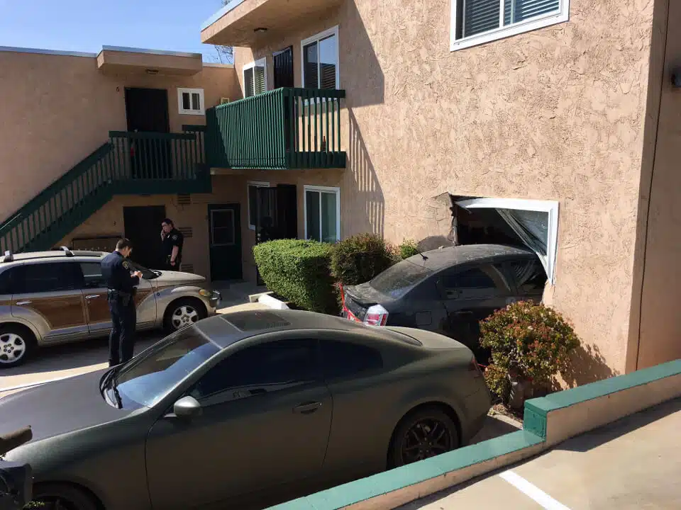 Professional auto damage inspection process